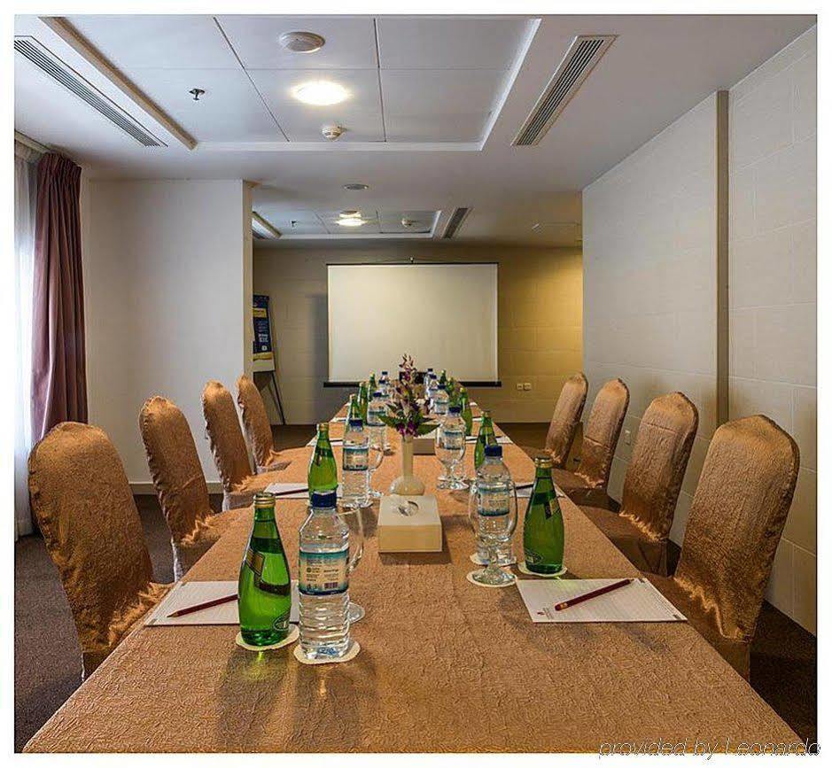 Executive Suites Abu Dhabi Bagian luar foto
